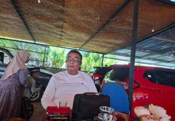 Sosok Haji Bambang Budianto, Owner CV Ayunda Permata Sejahtera Pamekasan. Salah satu perusahaan rokok binaan Bea Cukai Madura